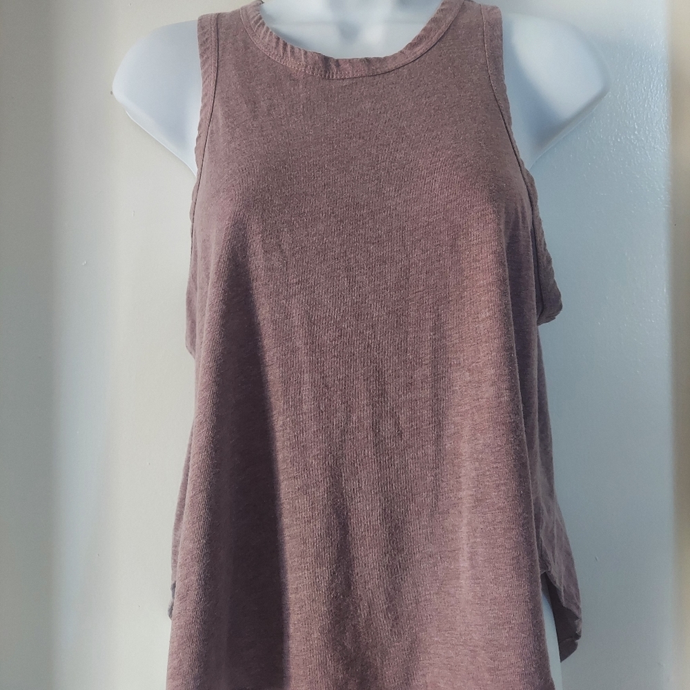 Melrose and Market tank